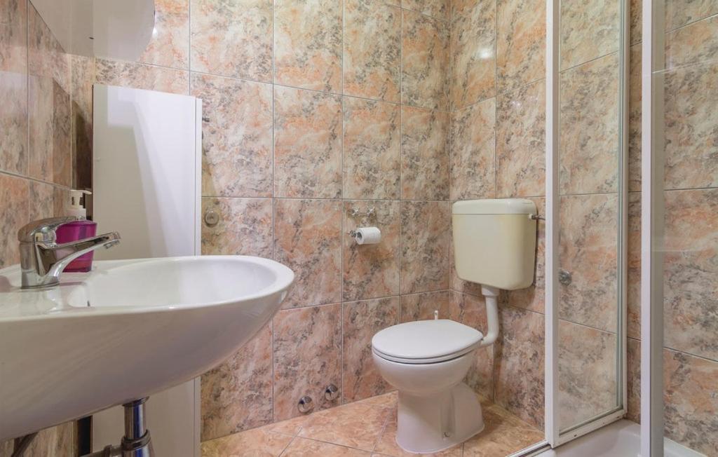 Apartment Family Friendly With A Swimming Pool Fratrici, - 14384 Umag